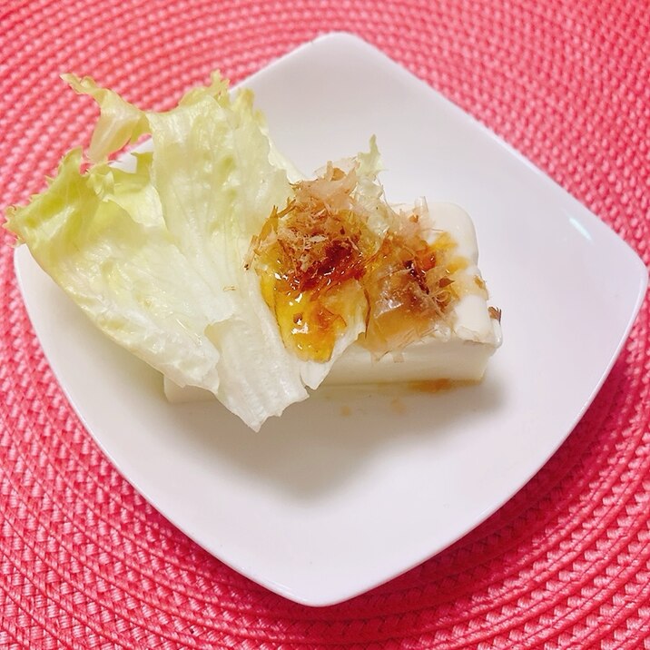 レタス鰹節♪冷奴(ごま油風味)